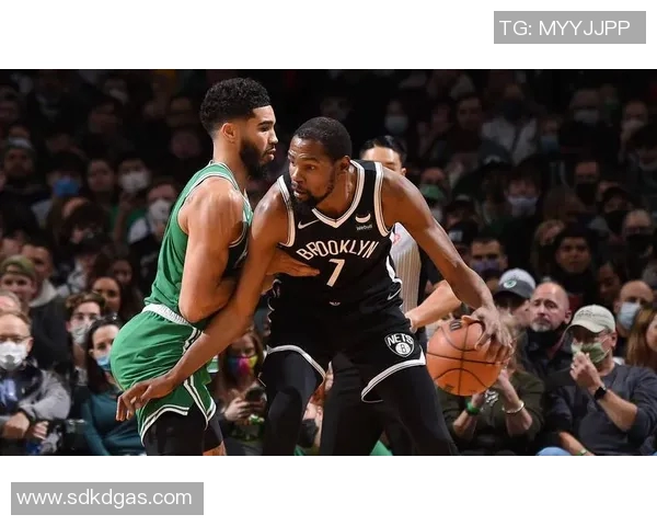 NBA交易市场重磅传闻:安芬尼·西蒙斯与尼克·克拉克斯顿互换,凯尔特人篮网双赢交易分析